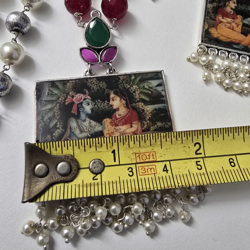 ‘Symbol of Love’ Radha Krishna Pearl Elegance Handcrafted Necklace Set - Picture 5 of 10